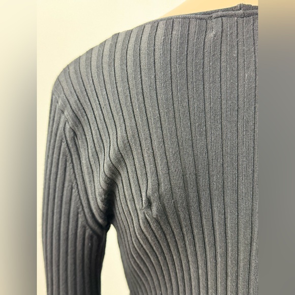 Ambiance Apparel Women's Blouse with Shoulder Straps, Size Medium, Ribbed Knit - Picture 3 of 9